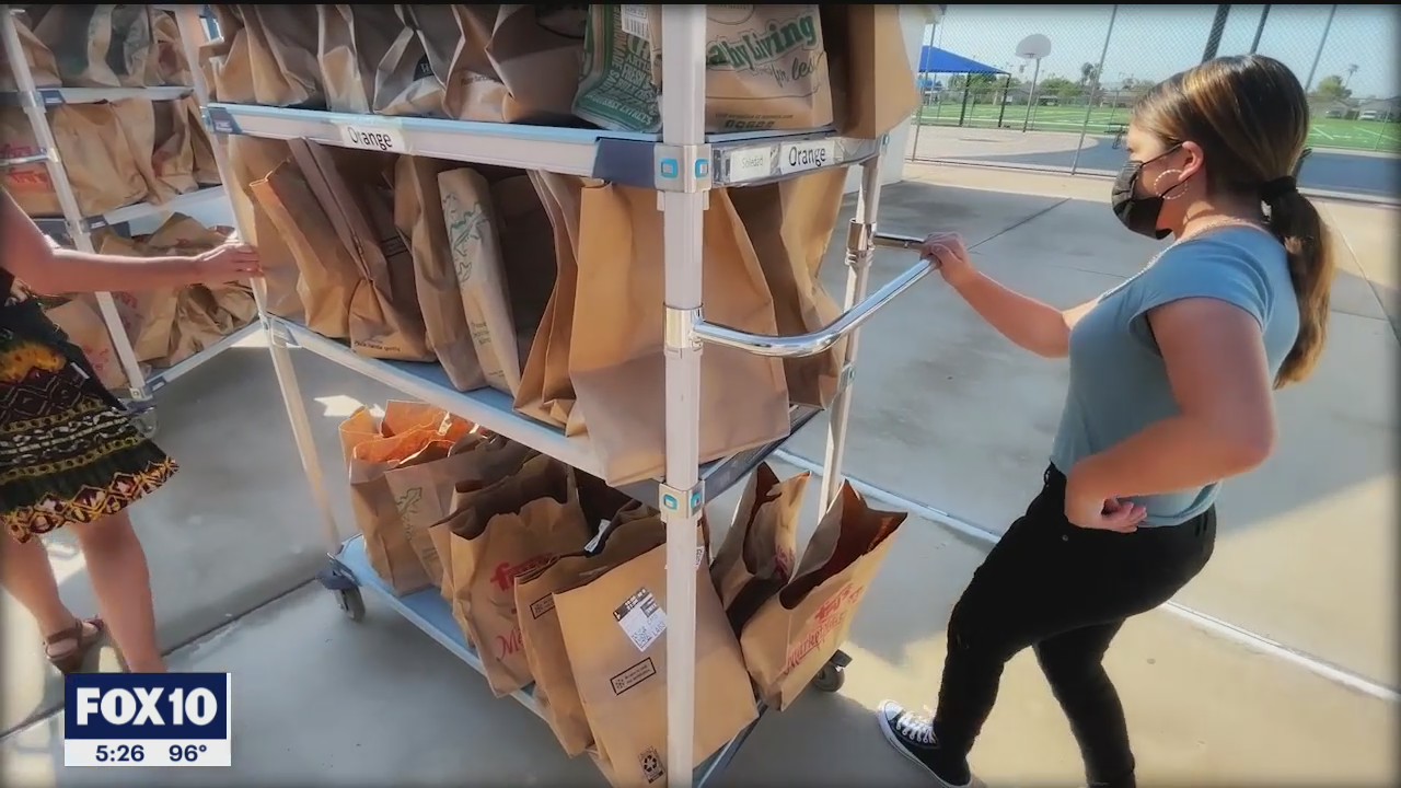 Phoenix area teacher raised money to make unique art kits for students