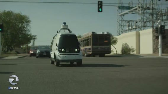 Nuro robot delivery service gets $1B in investment money y