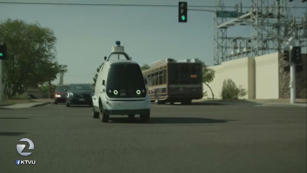 Nuro robot delivery service gets $1B in investment money y