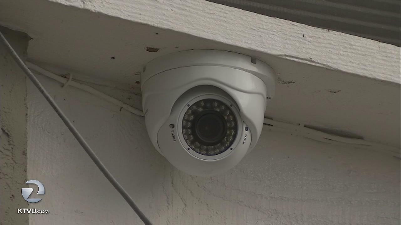 Hundreds of South San Jose residents offered free home security cameras