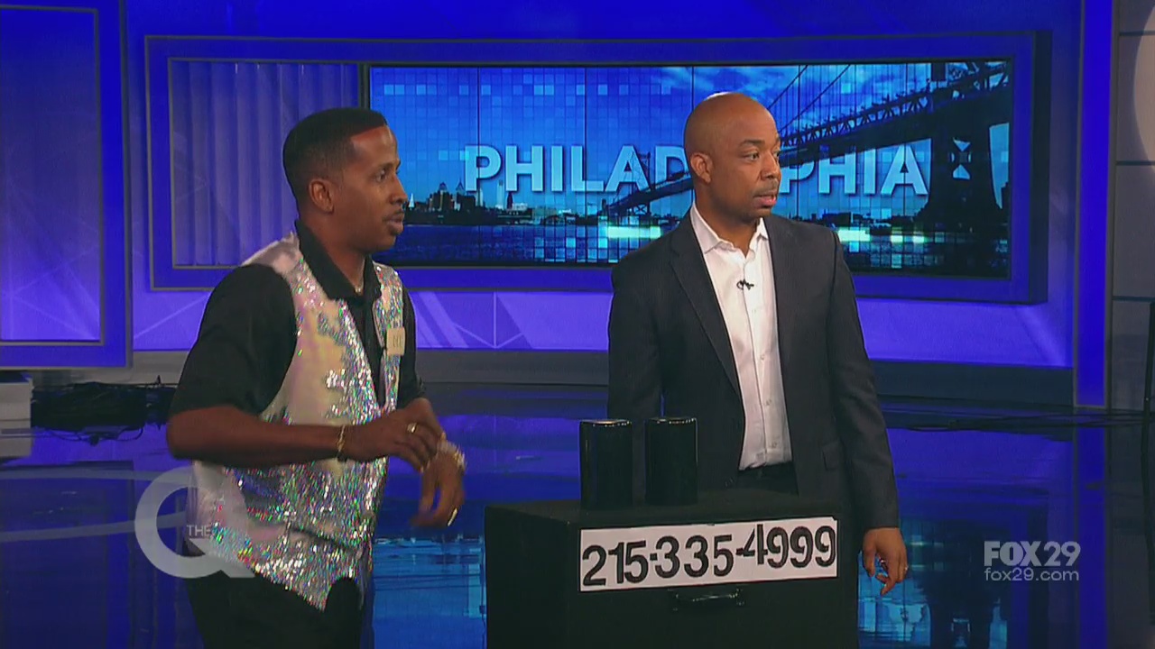 Magician Derek Lee stops by The Q!