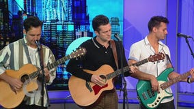 PUBLIC peforms 'Make You Mine' on The Q