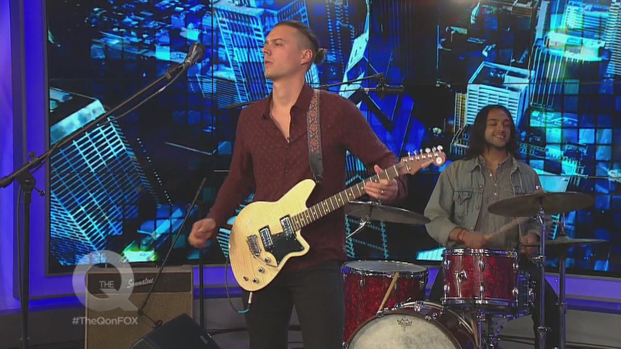 Guitarist, singer, songwriter Brian LaPann performs