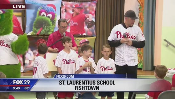 Kelly's Classroom: Phillies first baseman Rhys Hoskins visits St. Laurentius School