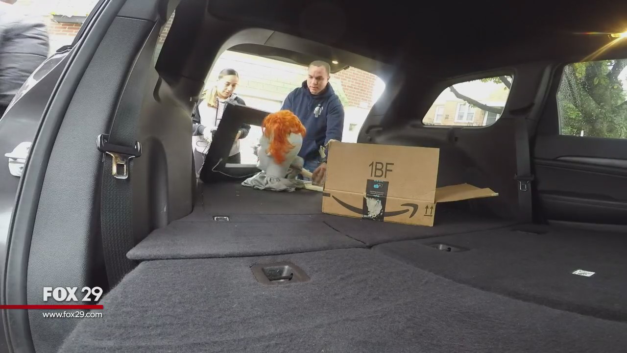 For Goodness Sake: Local officers organize trunk-or-treat