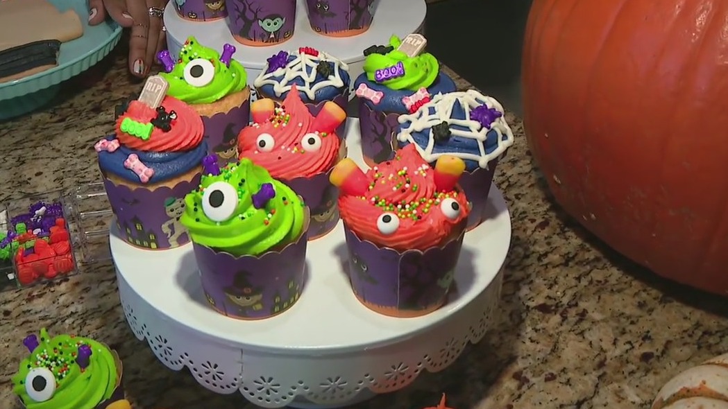 Halloween cookies: Baking, decorating tips from Julia's Cookies
