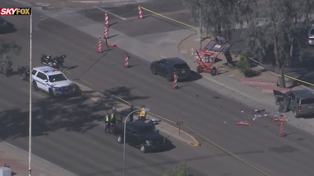 Pedestrian hit by car in Scottsdale | FOX 10 Phoenix