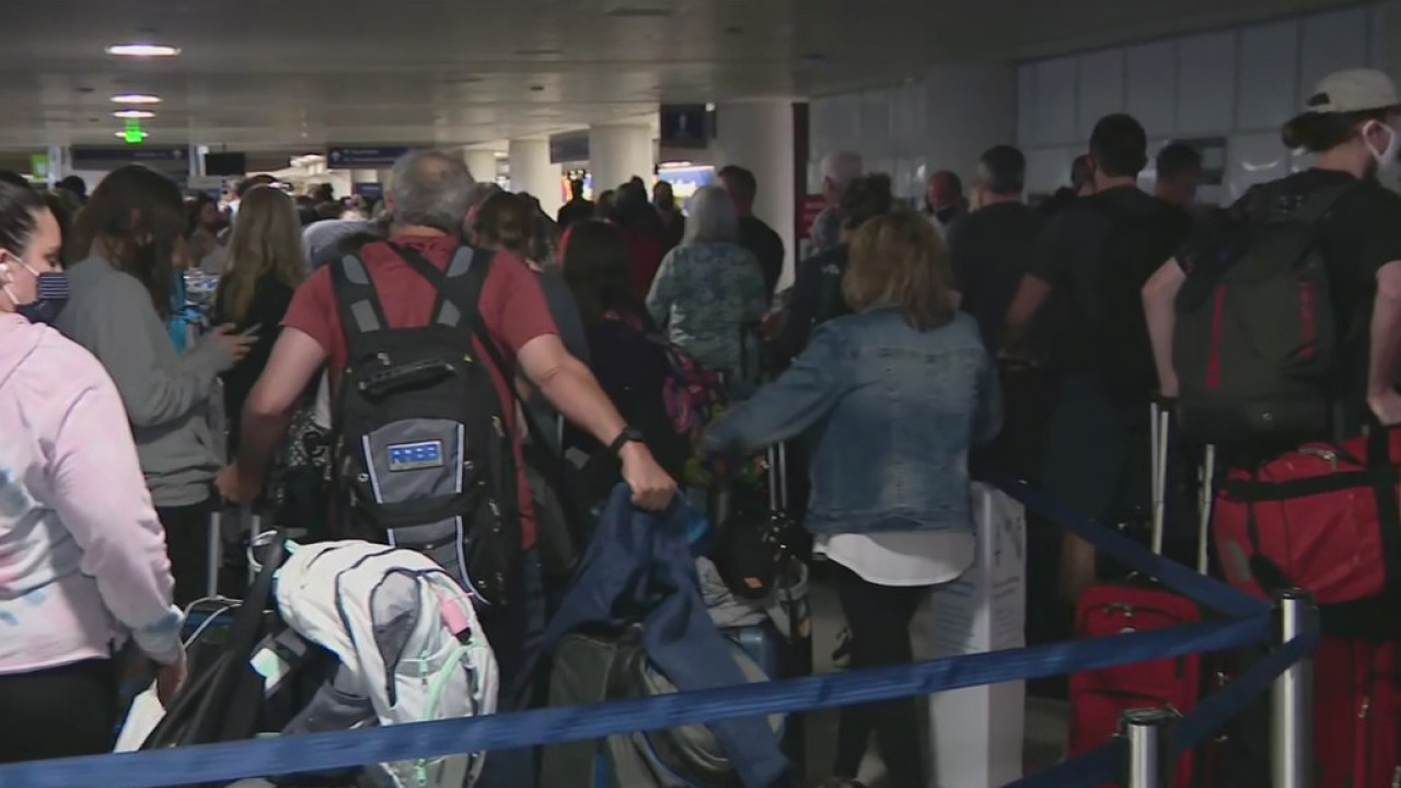Power outage impacting American, Southwest flights at Phoenix Sky ...