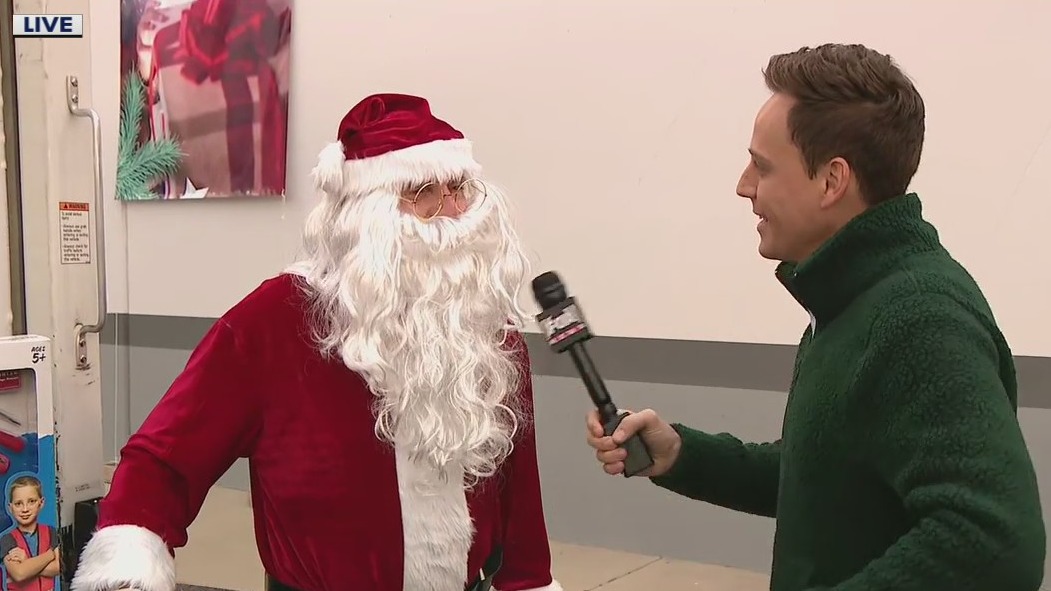 Nonprofit helping Arizona's foster children holds toy drive