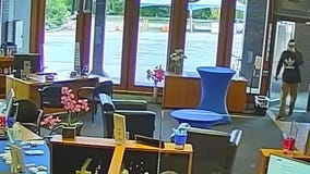 Kirkland Police seek ID of the 'Bottom drawer bandit' who robbed bank