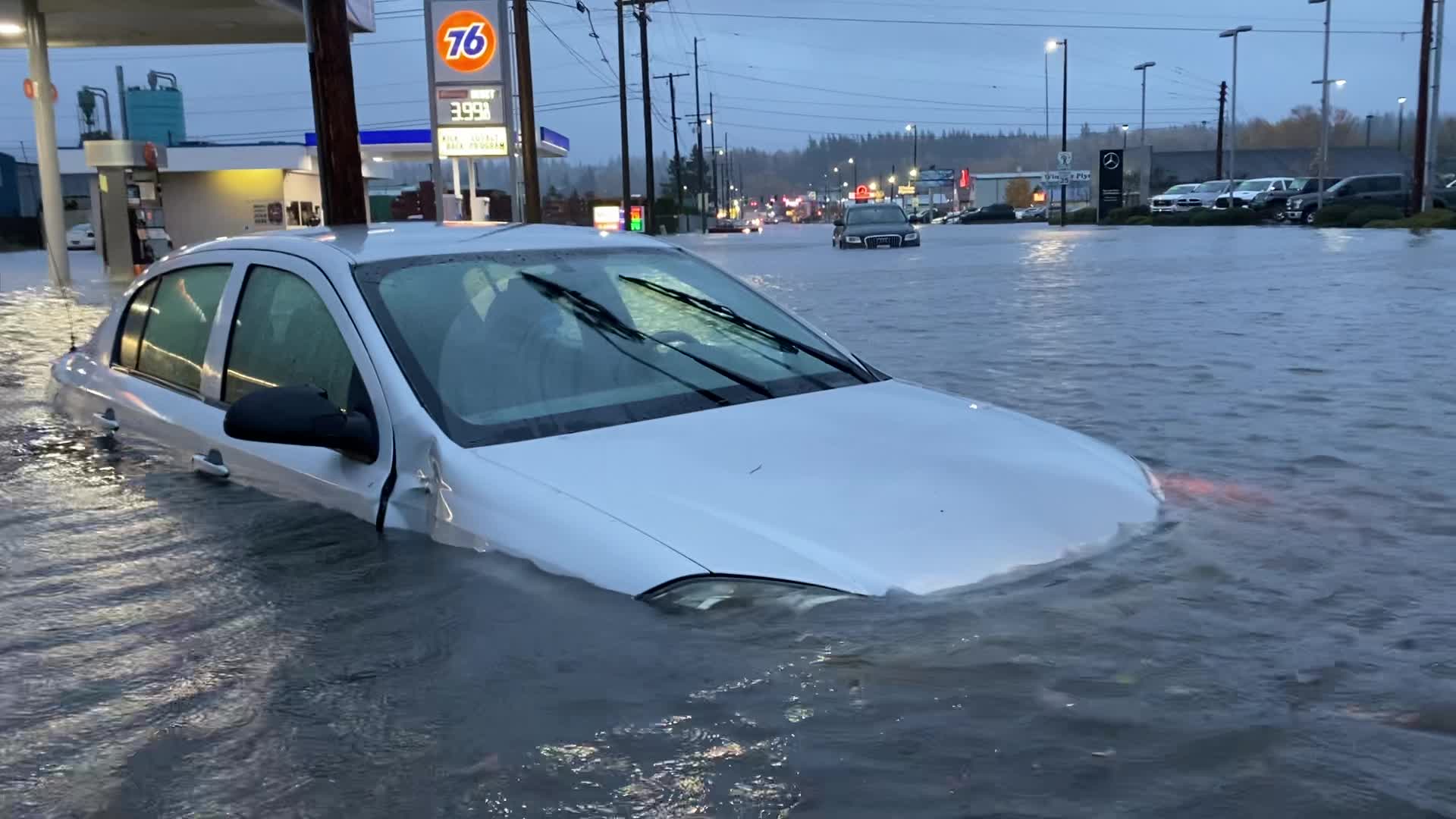 Washington flooding: Video shows car underwater in Bellingham