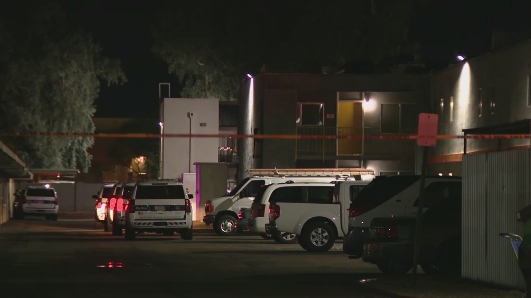 Man in critical condition after being shot at Phoenix apartment complex ...