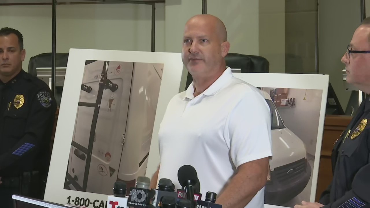 Gabby Petito's father pleads with her boyfriend's family to help in search for his daughter