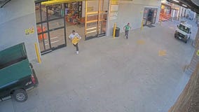 Video shows man run out of Renton hardware store with stolen merchandise