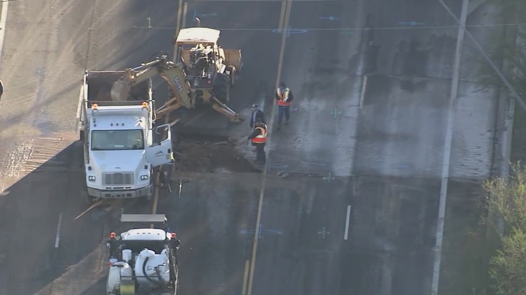 Crews work to repair broken water main in Mesa