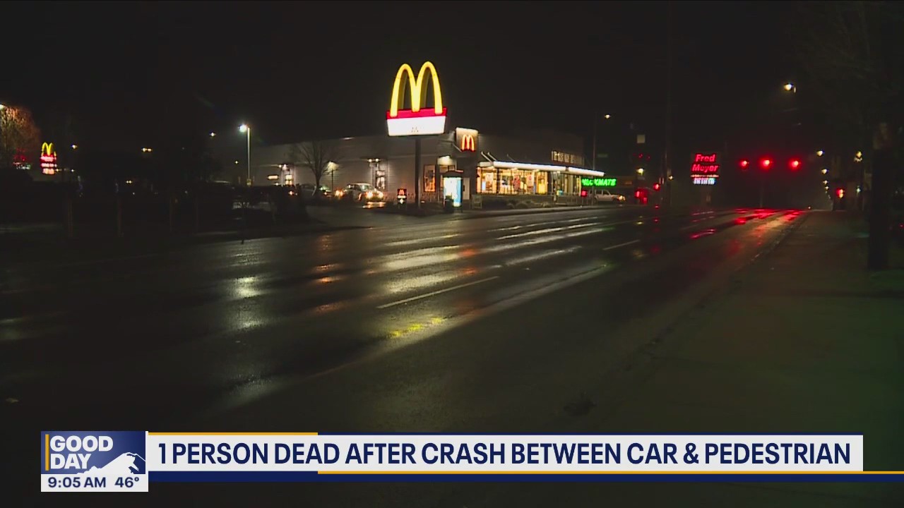 1 dead after crash between car, pedestrian in Tacoma | FOX 13 Seattle
