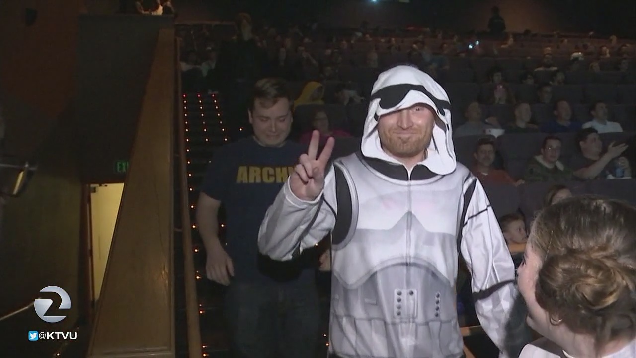 Fans flock to South Bay for new Star Wars movie premiere