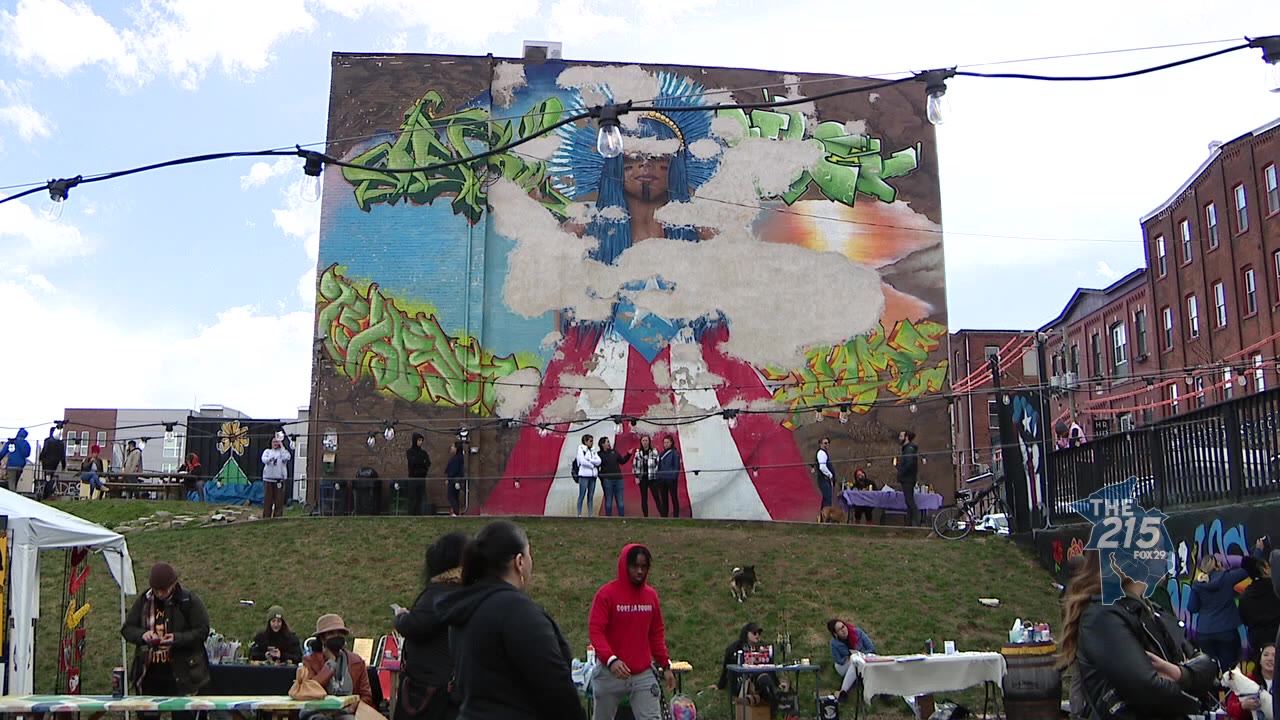 Sunflower Philly: Women street artists gather to create stunning visual murals
