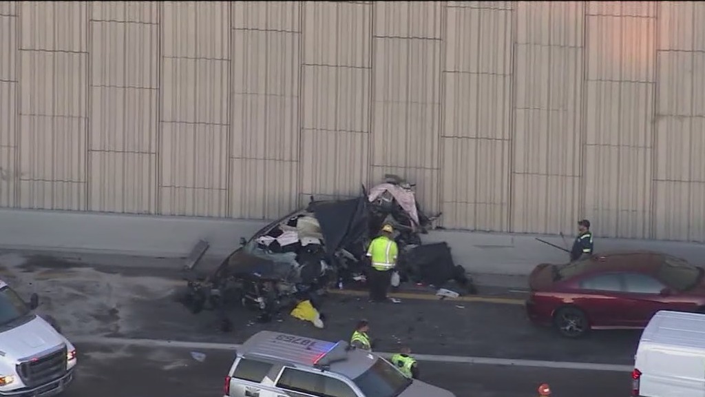 1 dead in wrong-way crash on I-10 at US 60 | FOX 10 Phoenix