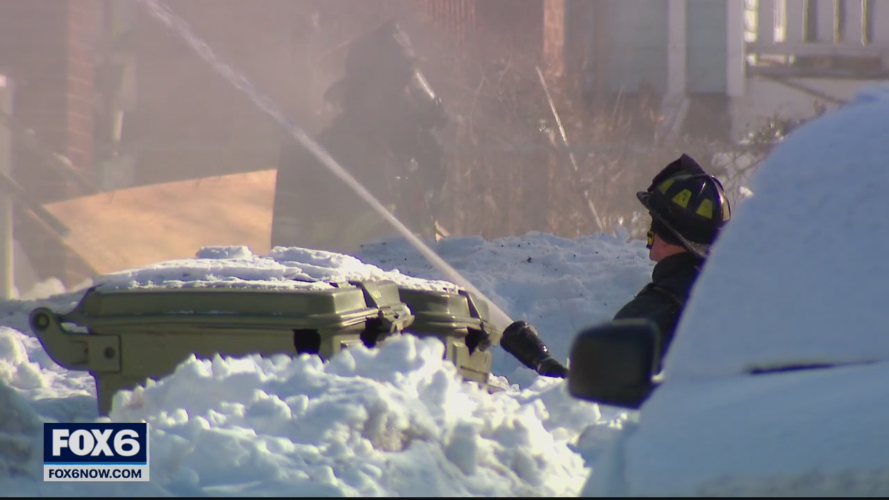 Firefighters battle blaze, cold temps at home on Milwaukee's north side