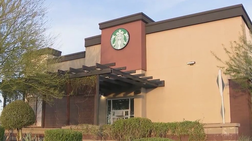 Mesa Starbucks workers vote to form union