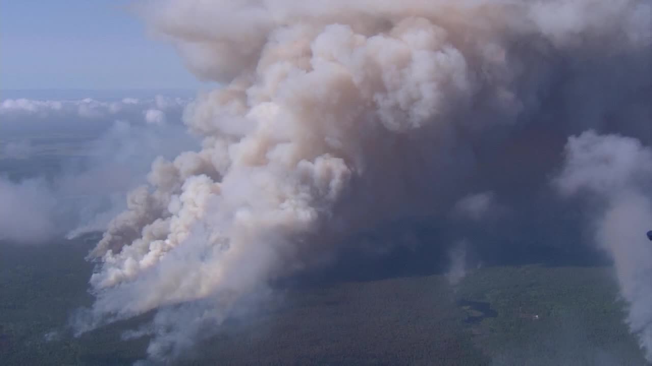 Wildfire burns thousands of acres of land in New Jersey