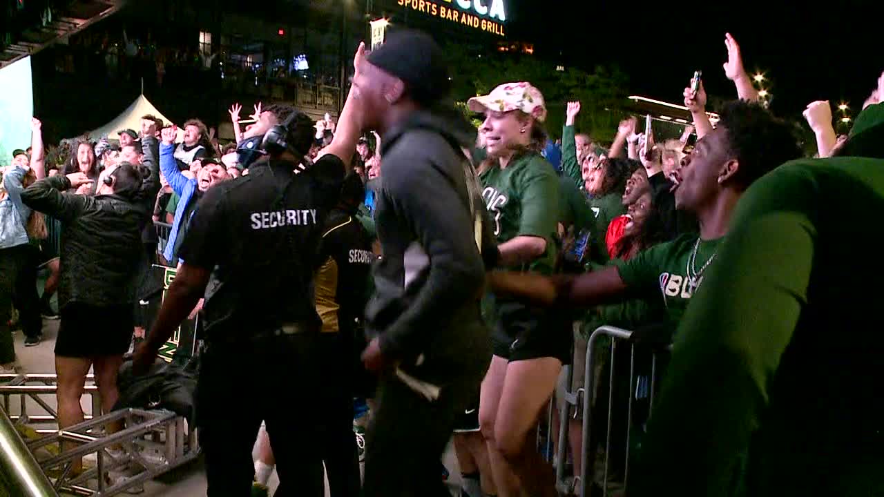 Bucks fans sent team off to Phoenix for Finals