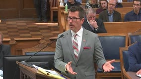 Kyle Rittenhouse trial: Prosecutors begin to question defendant, Rittenhouse