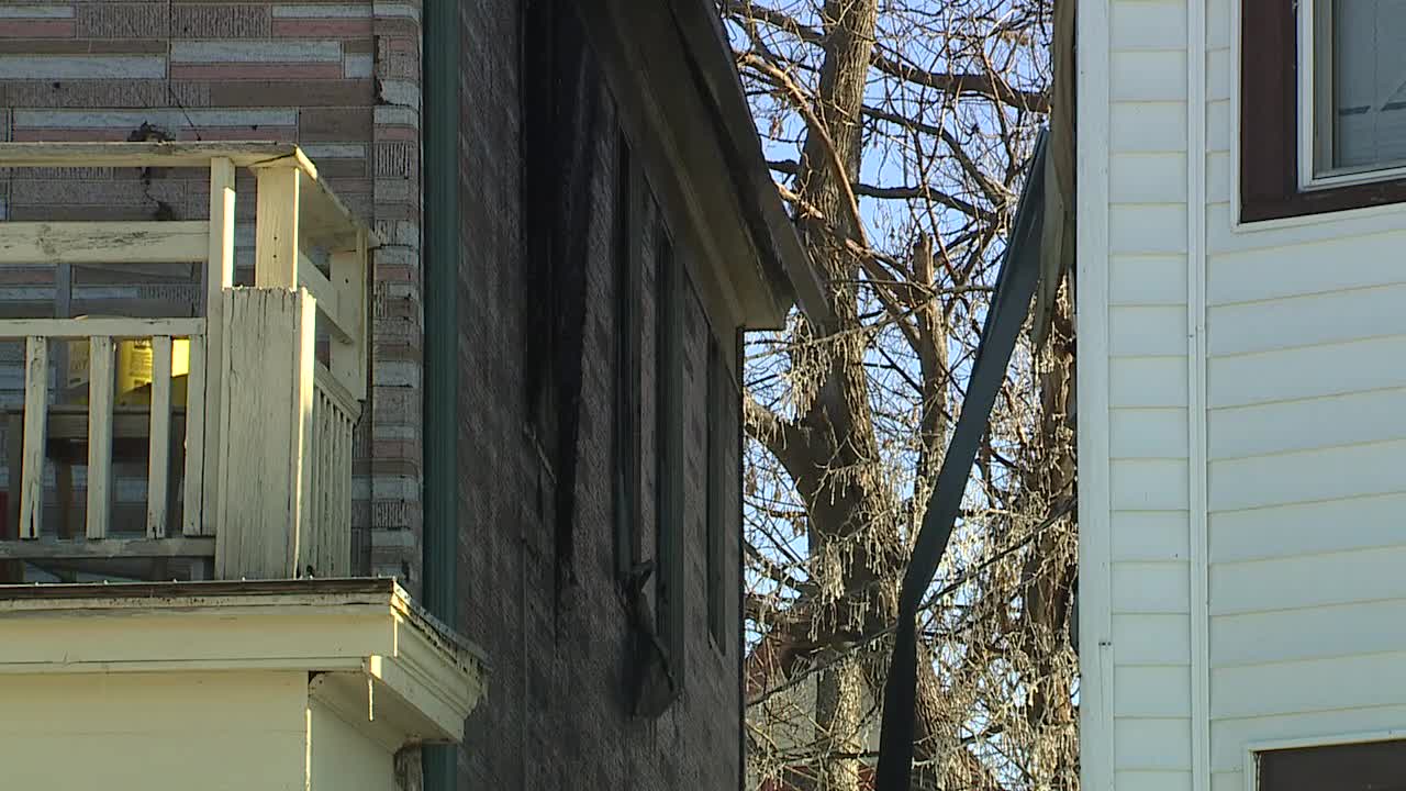 House fire at 18th and Lincoln, Milwaukee