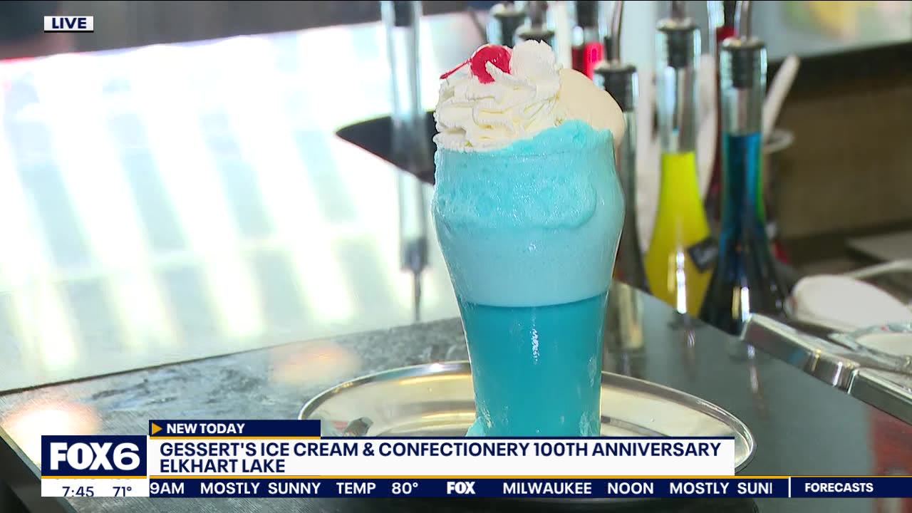 History/tour of the parlor