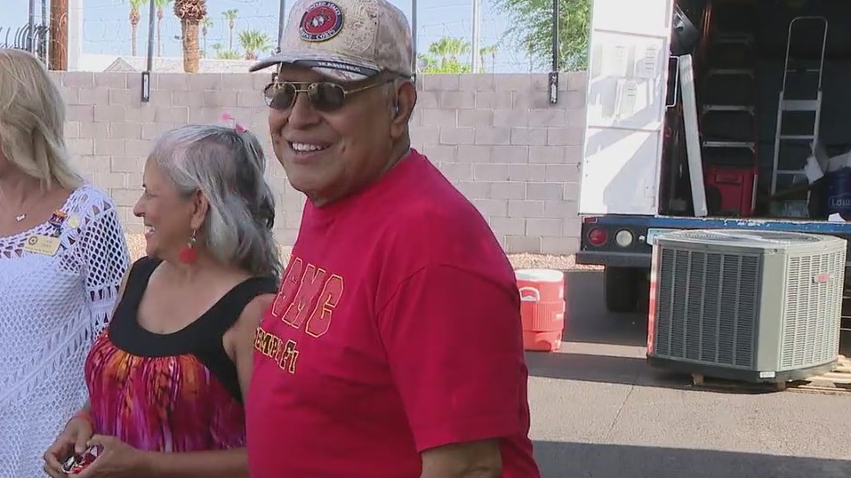 'This means a lot': Phoenix area veteran, his family receive new air conditioning unit