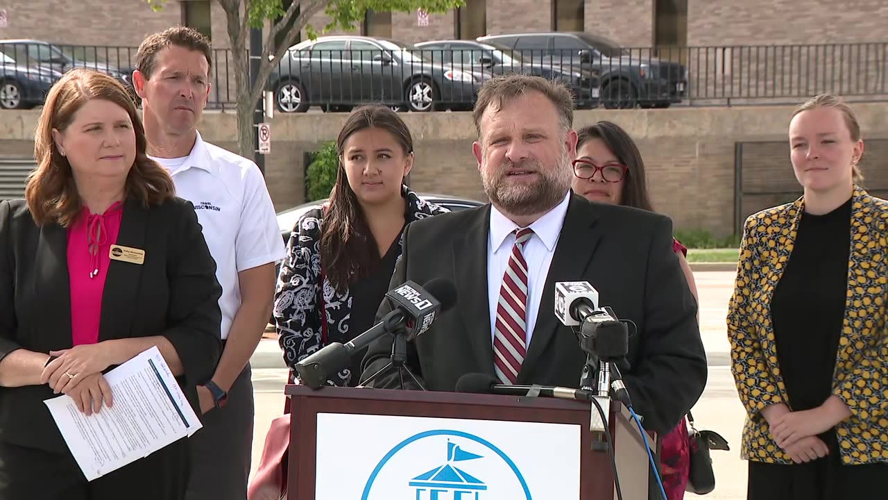 Collaborative electric vehicle announcement in Racine