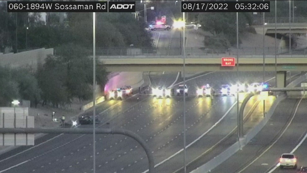 Deadly crash shuts down US 60 in Mesa | FOX 10 Phoenix