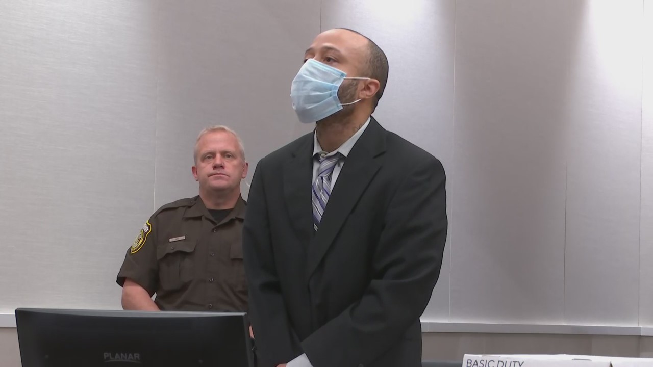 Darrell Brooks trial: Defendant tossed from court during witness cross-examination