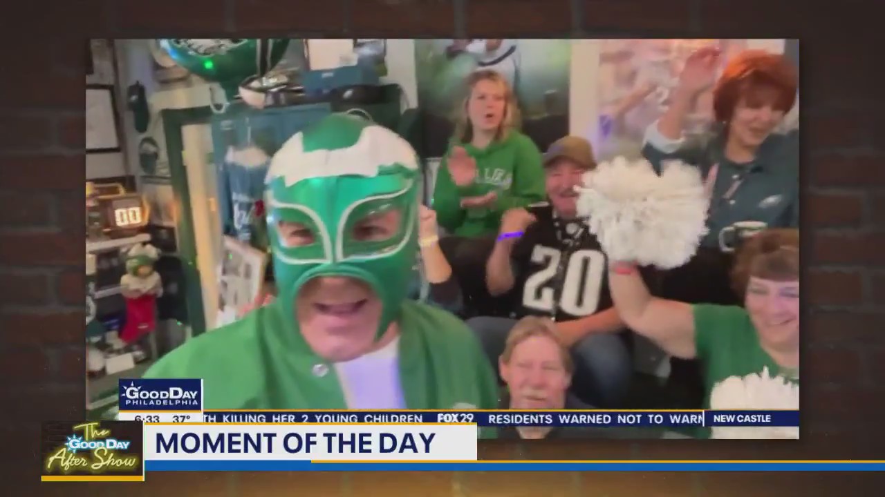 Moment of the Day: Barry's Locker Room