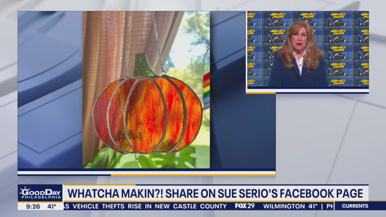 Whatcha Makin? Crocheted Thanksgiving decorations, turkey-shaped appetizer