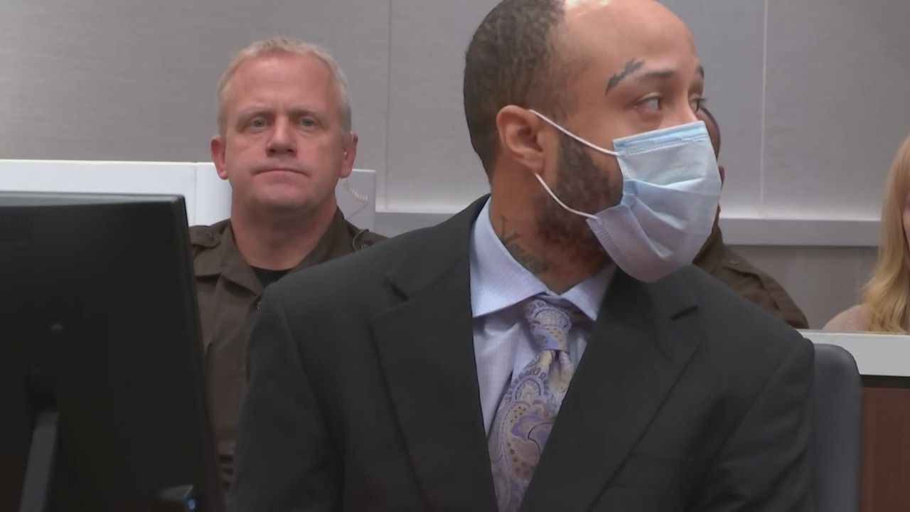 Darrell Brooks verdict: Man in court screams at Darrell Brooks as he's found guilty