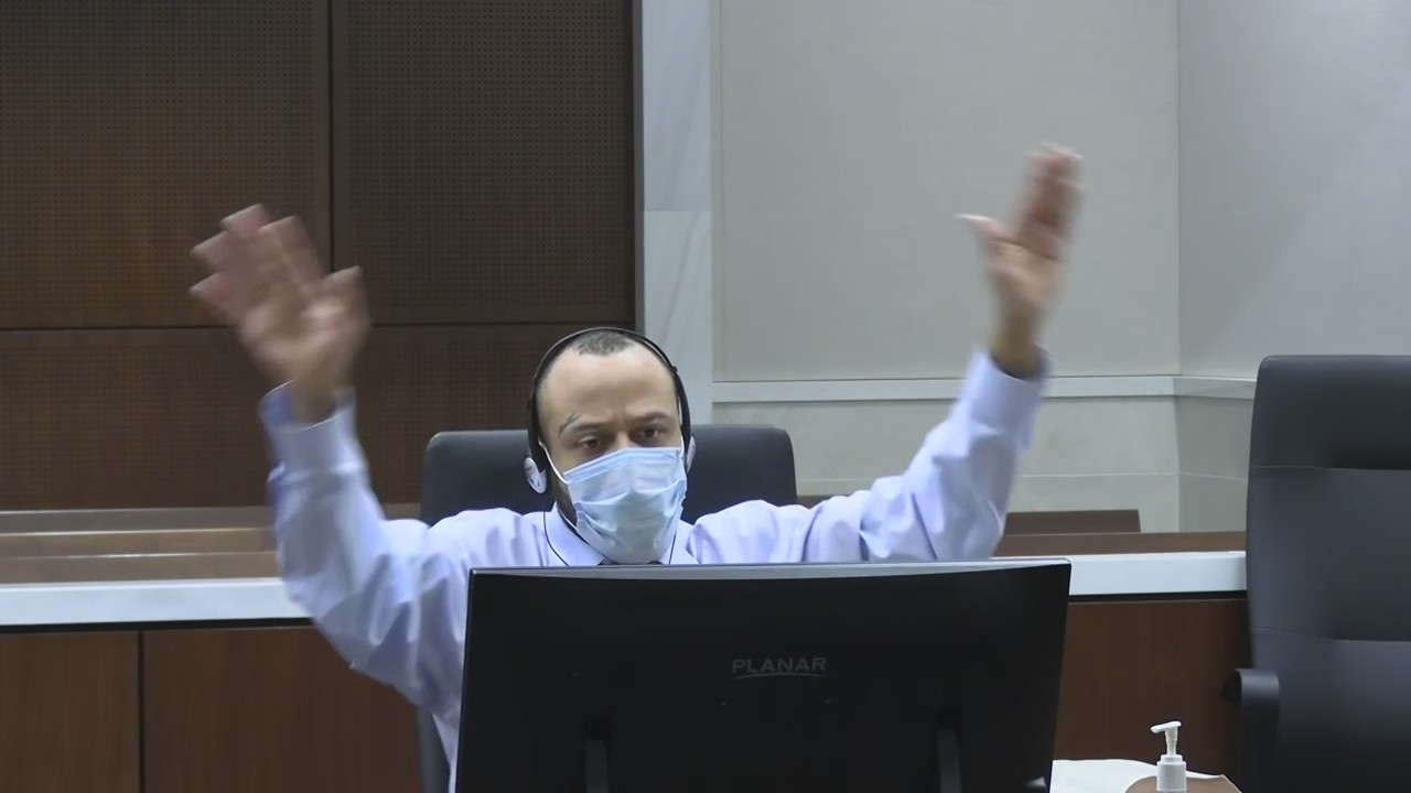 Darrell Brooks trial: Defendant tries to get judge to agree to allow him back in main courtroom