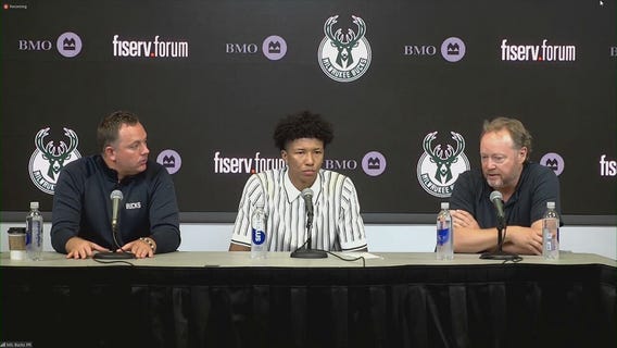 Bucks introduce 2022 first round NBA draft pick
