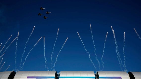 Super Bowl all-female flyover