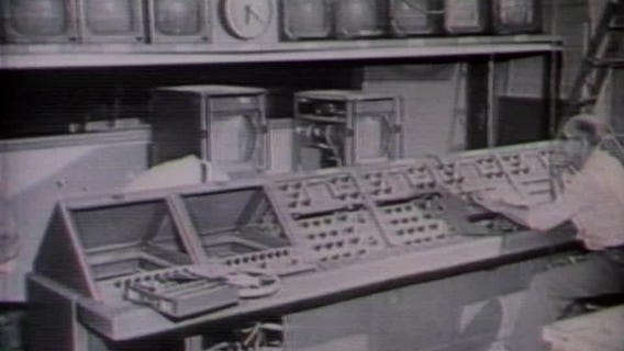 TV6 promotion - The TV6 team marches on