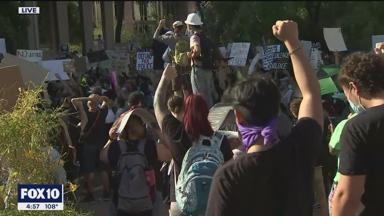 Protesters gather as Phoenix City Council meets over municipal budget