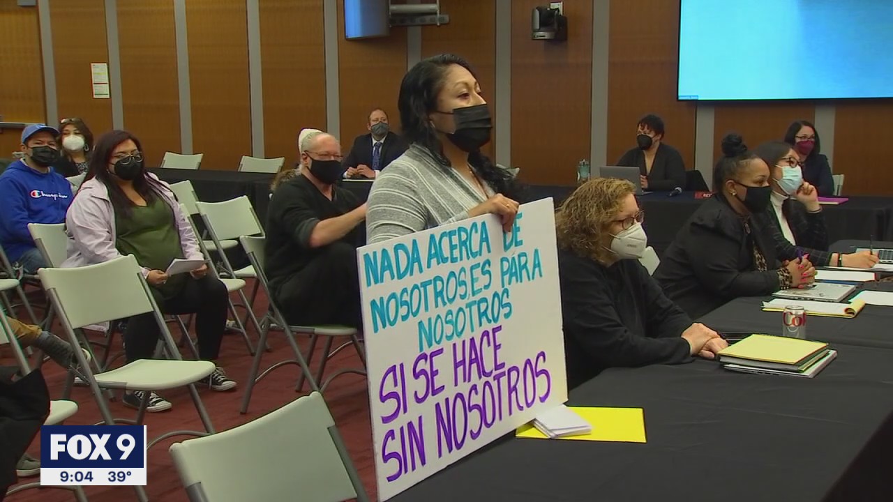 Minneapolis board votes to extend school days during chaotic meeting