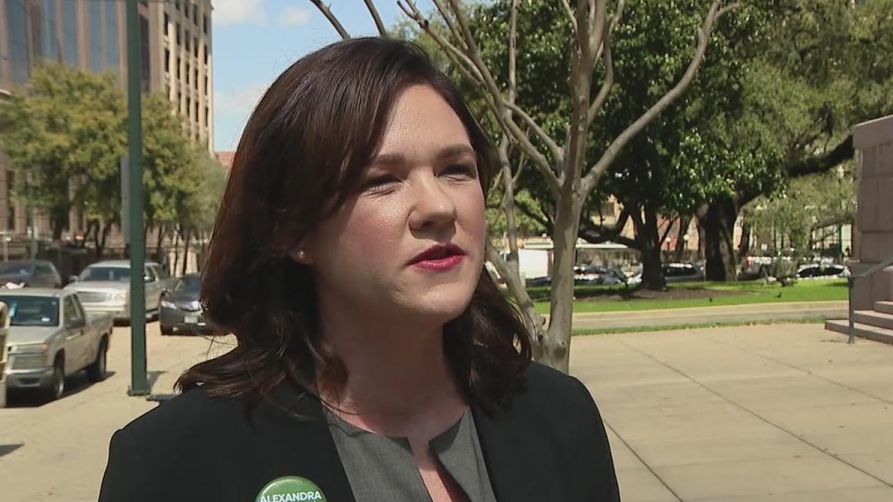 Alexandra del moral Mealer