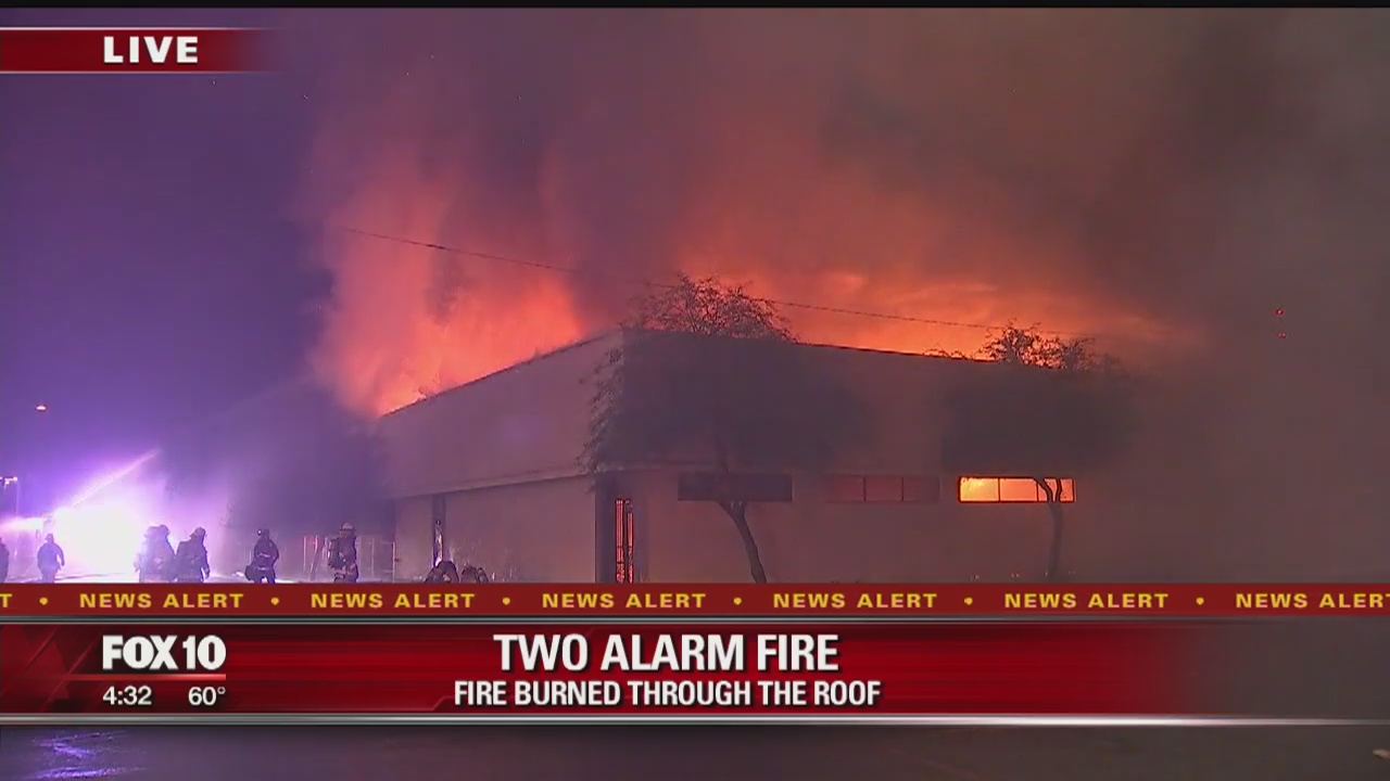 Firefighters battle 2nd-alarm fire in downtown Phoenix | FOX 10 Phoenix