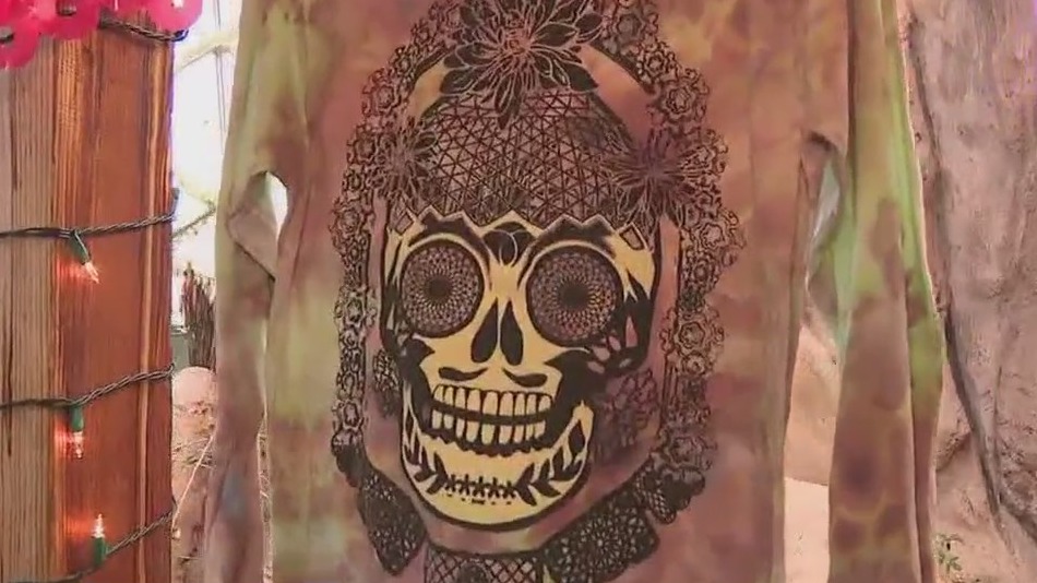 Dia de Los Muertos artwork showcase