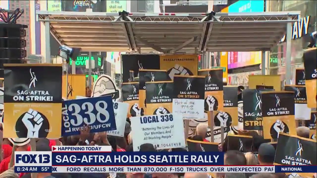 SAG-AFTRA holds Seattle Rally