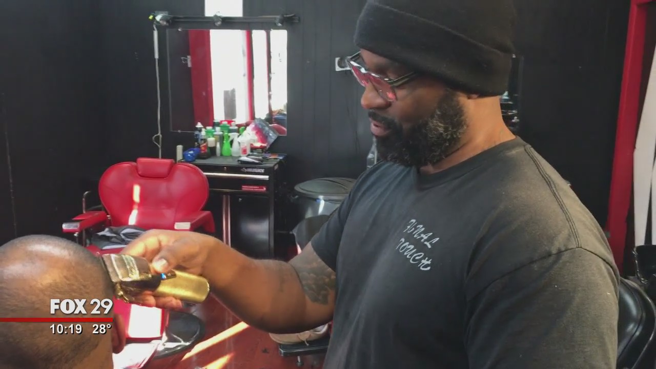 Local man hopes to open barber school to mentor young people