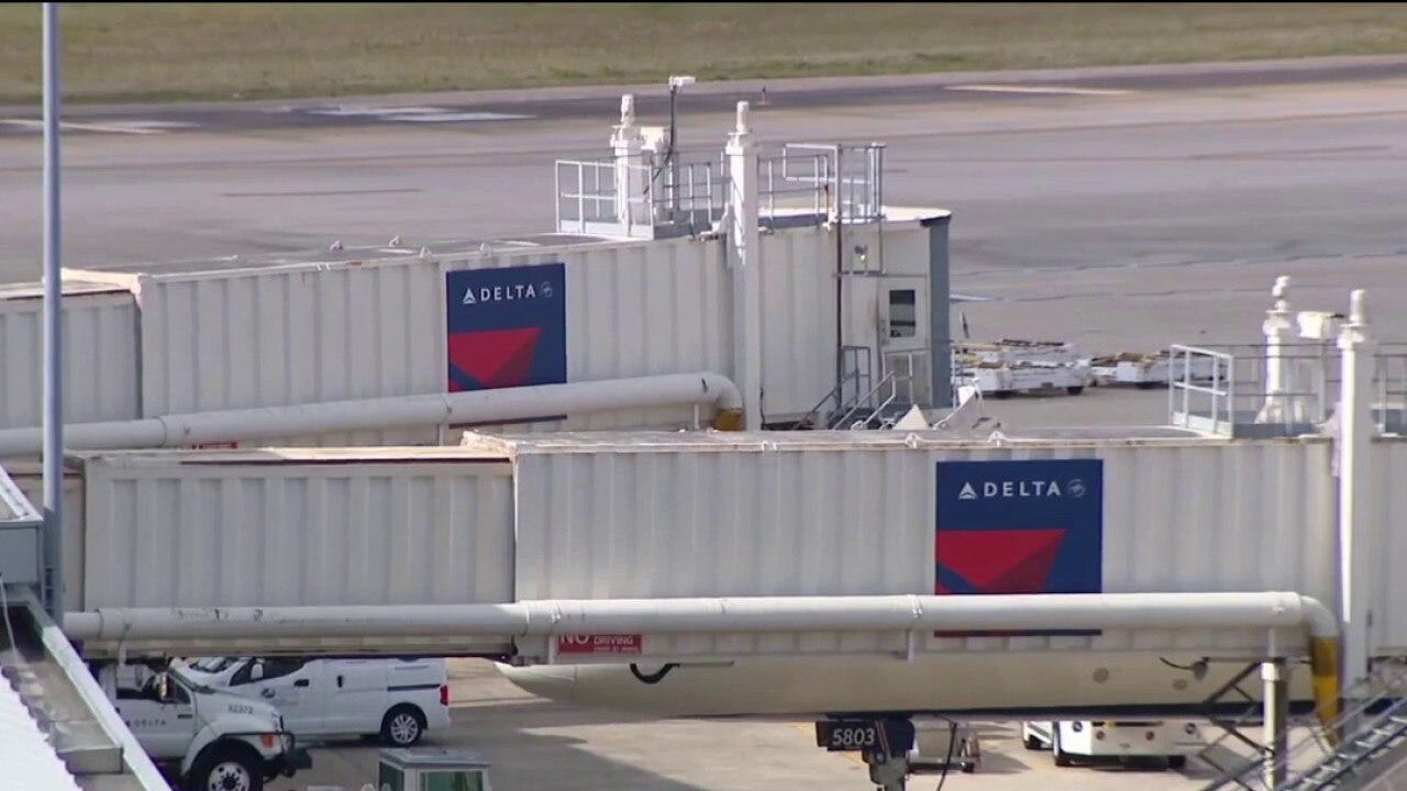 Busy travel day at TPA