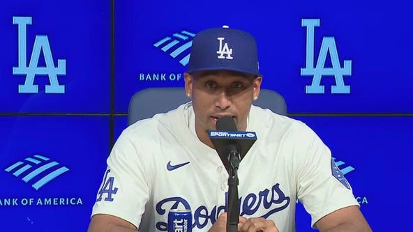 Edwin Díaz is officially a Dodger